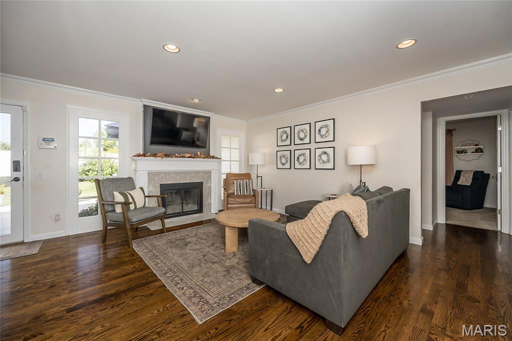 925 Camargo Drive