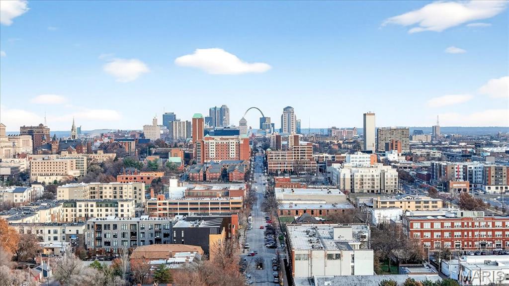 4242 Laclede Avenue Unit: 203