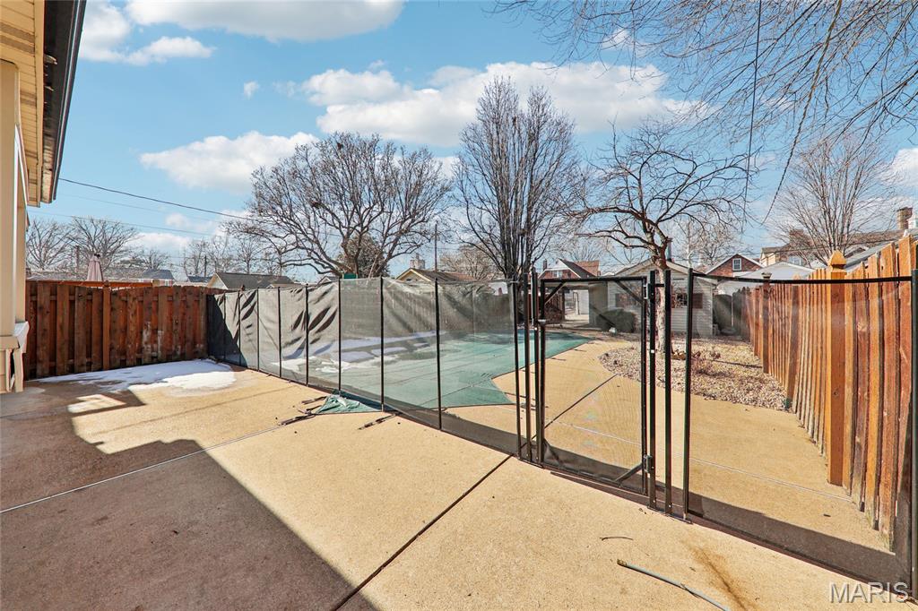 6149 Marwinette Avenue