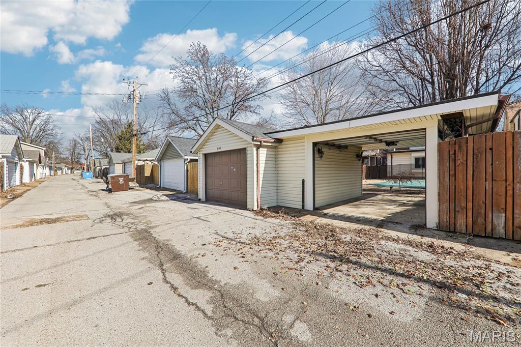 6149 Marwinette Avenue