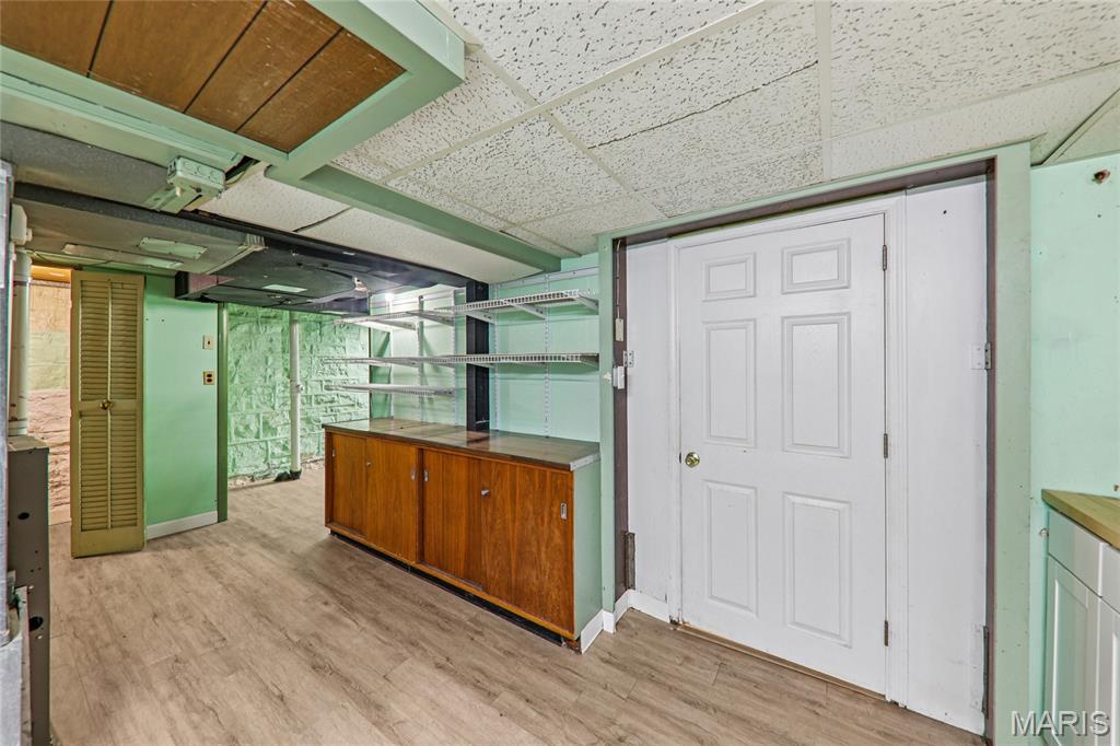 6149 Marwinette Avenue