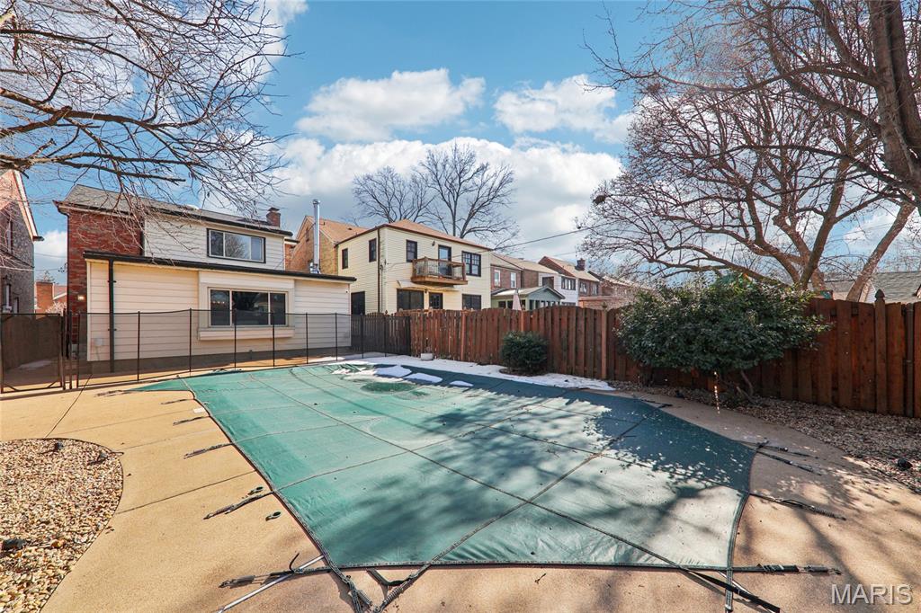 6149 Marwinette Avenue