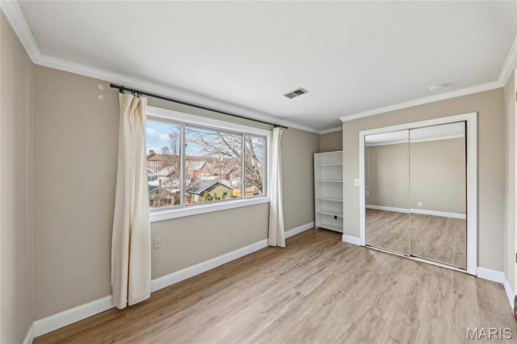 6149 Marwinette Avenue