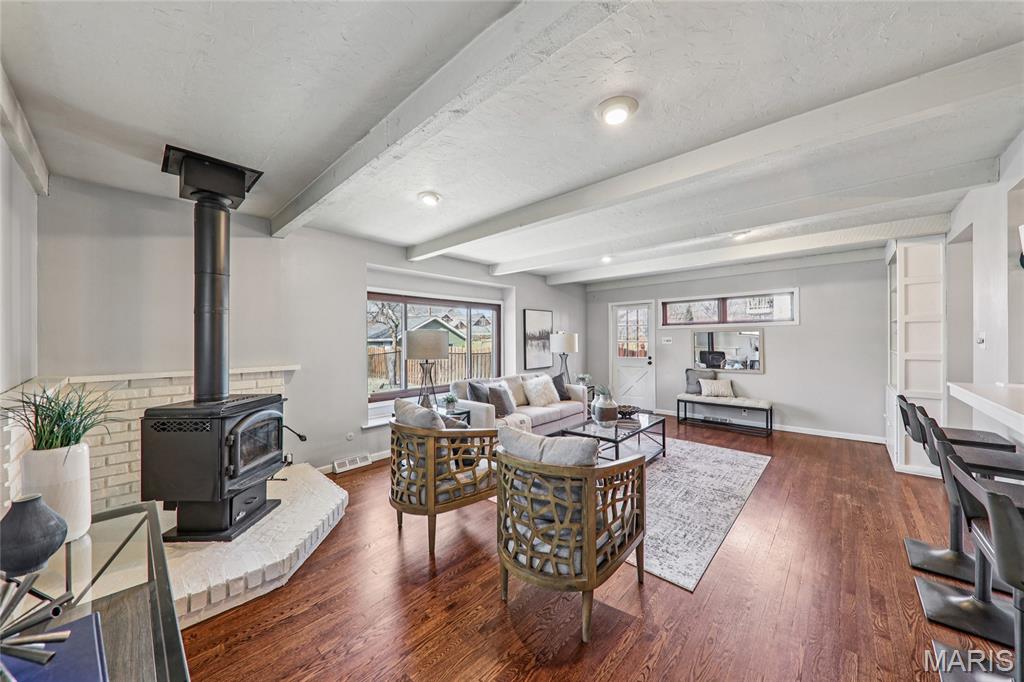 6149 Marwinette Avenue