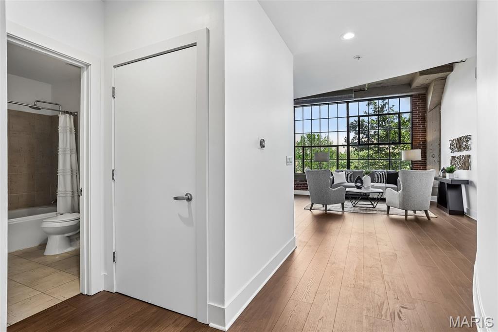 4100 Forest Park Avenue Unit: 304