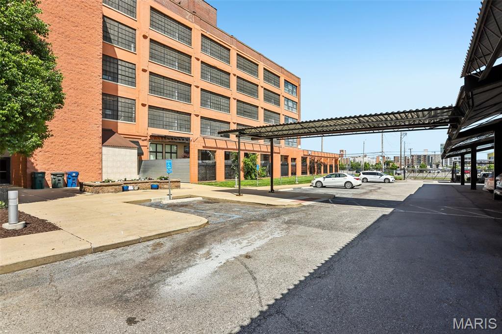 4100 Forest Park Avenue Unit: 304
