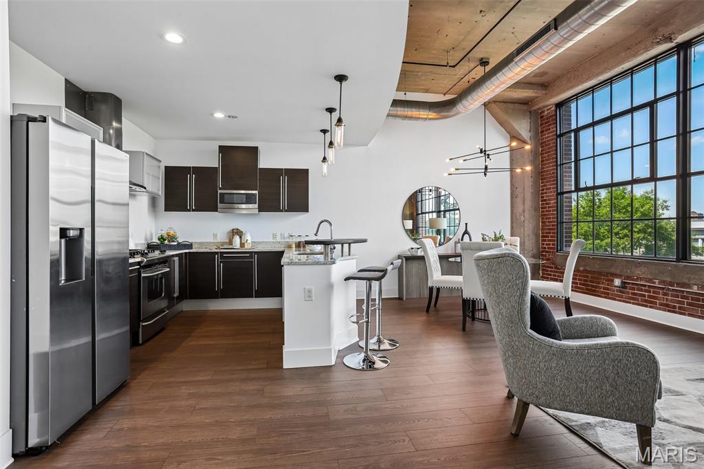4100 Forest Park Avenue Unit: 304
