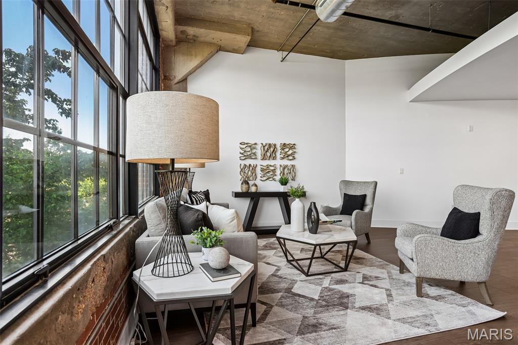 4100 Forest Park Avenue Unit: 304