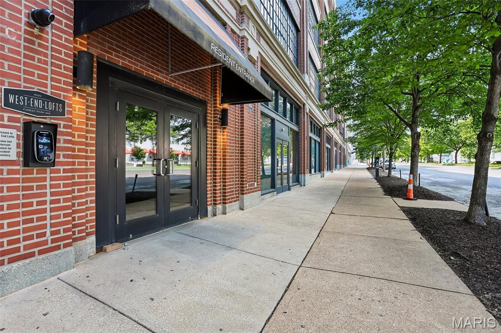 4100 Forest Park Avenue Unit: 304