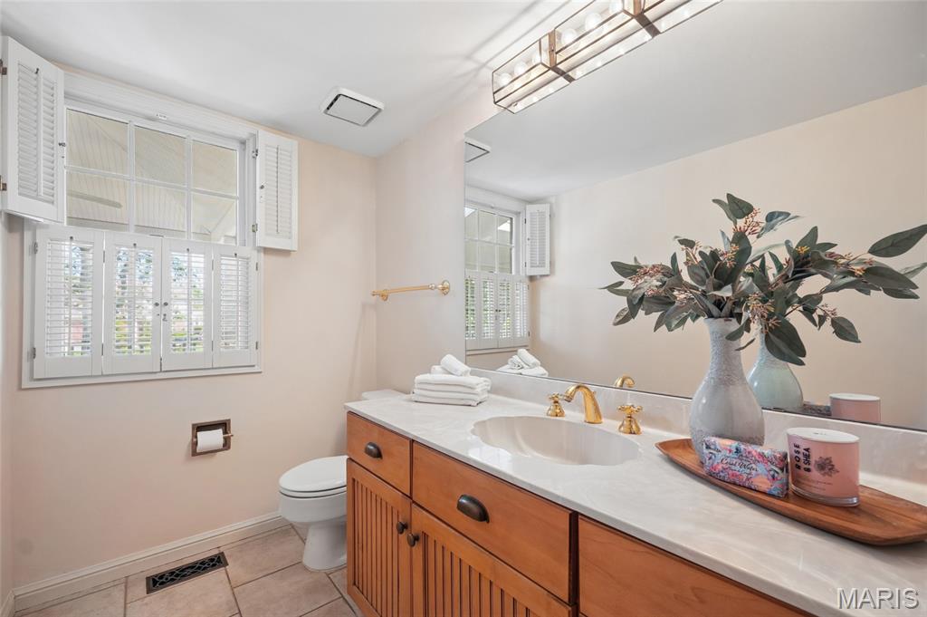 123 Saylesville Drive