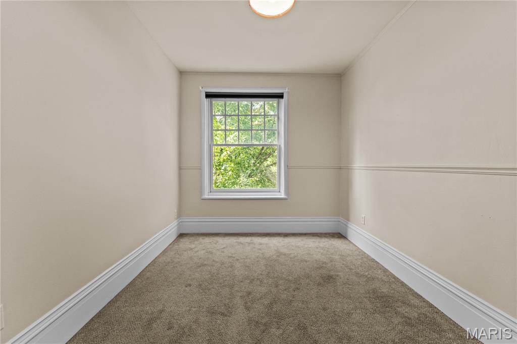 6101 Washington Boulevard Unit: 202