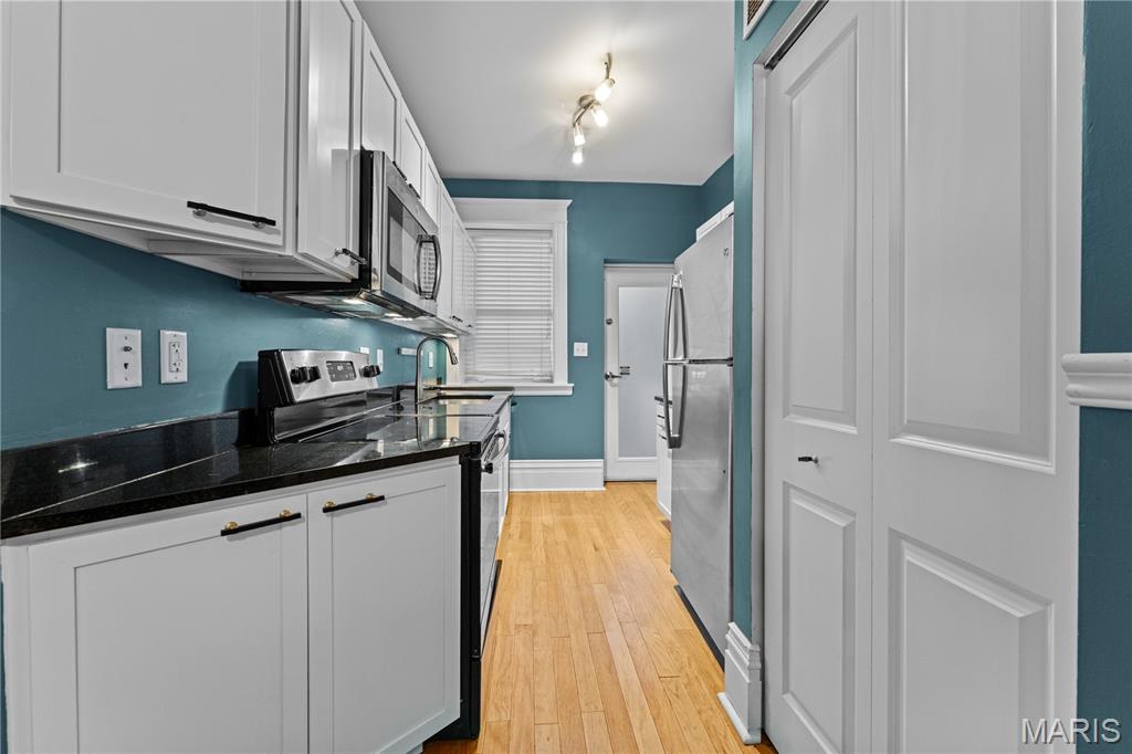 6101 Washington Boulevard Unit: 202