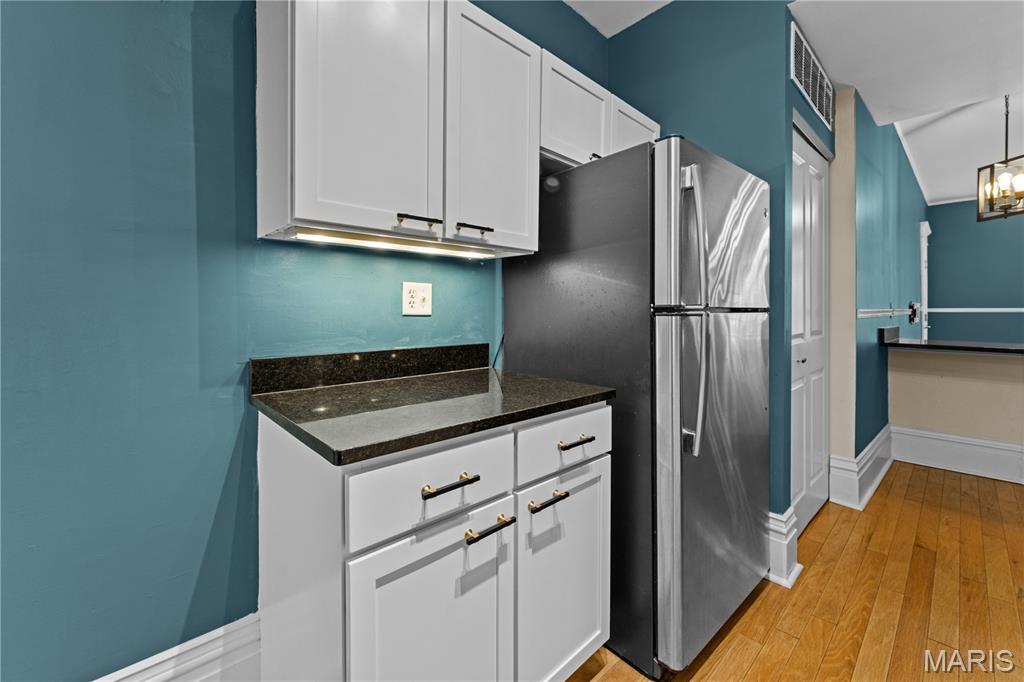 6101 Washington Boulevard Unit: 202