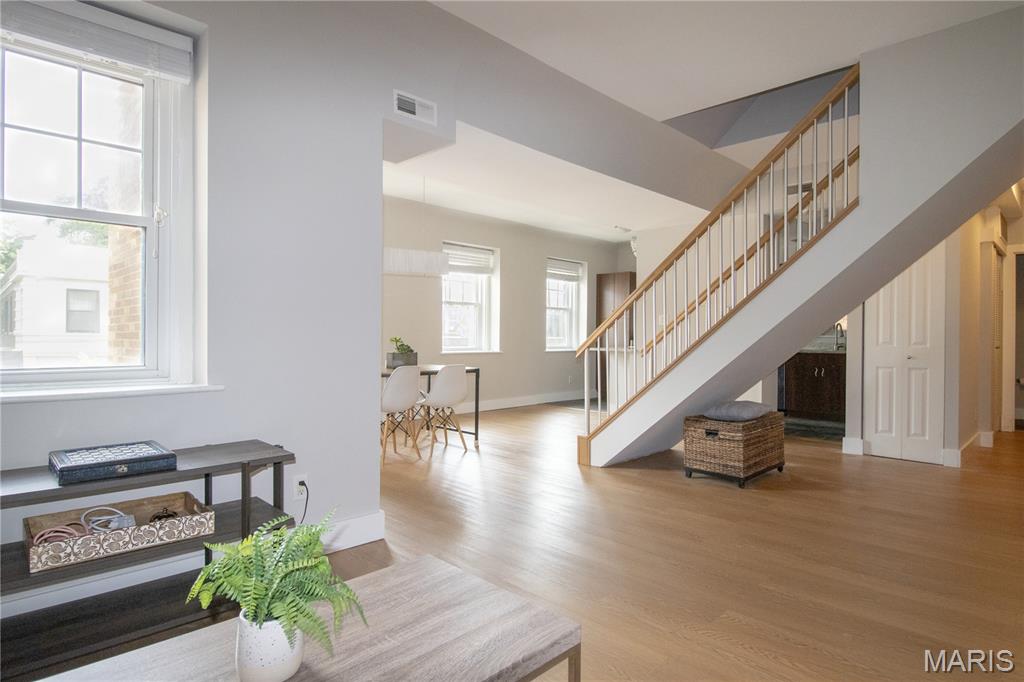 601 Westgate Avenue Unit: 601E