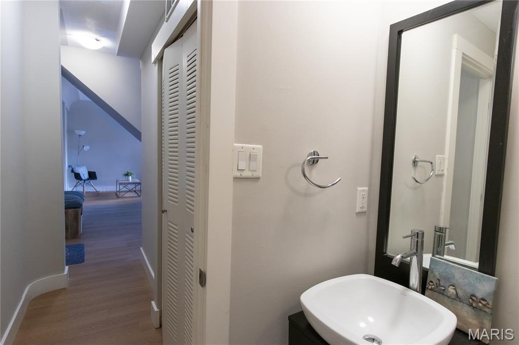 601 Westgate Avenue Unit: 601E