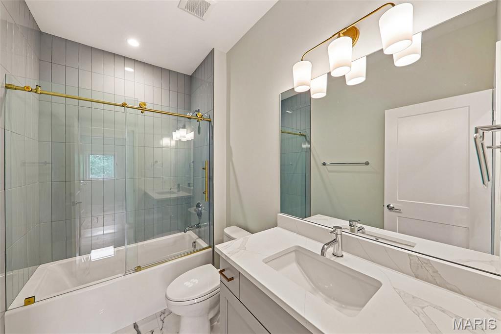1181 Noa Lane Unit: 33