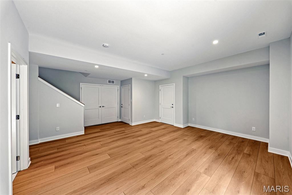 1181 Noa Lane Unit: 33
