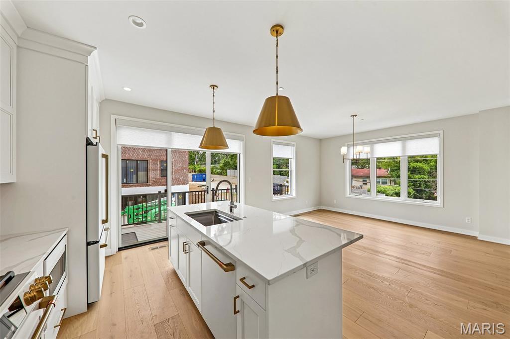 1181 Noa Lane Unit: 33
