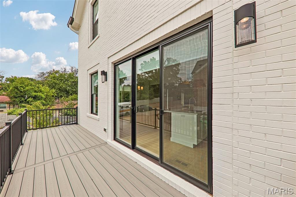 1181 Noa Lane Unit: 33