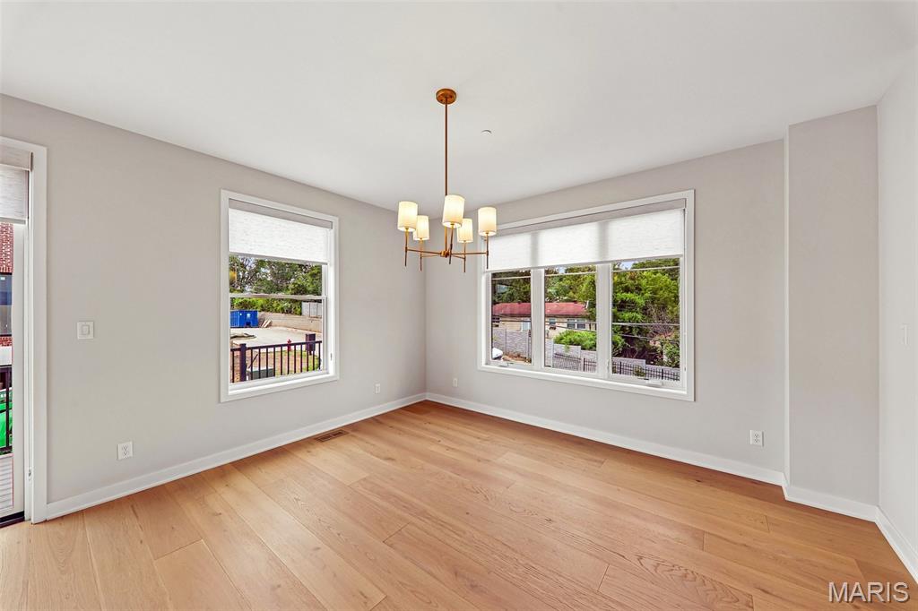 1181 Noa Lane Unit: 33