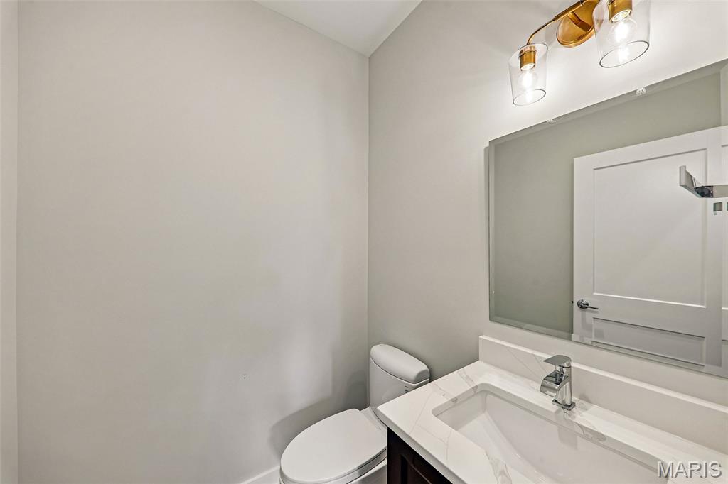 1181 Noa Lane Unit: 33