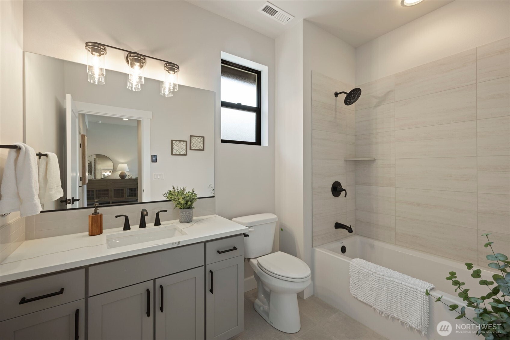 860 Domerie Park Loop