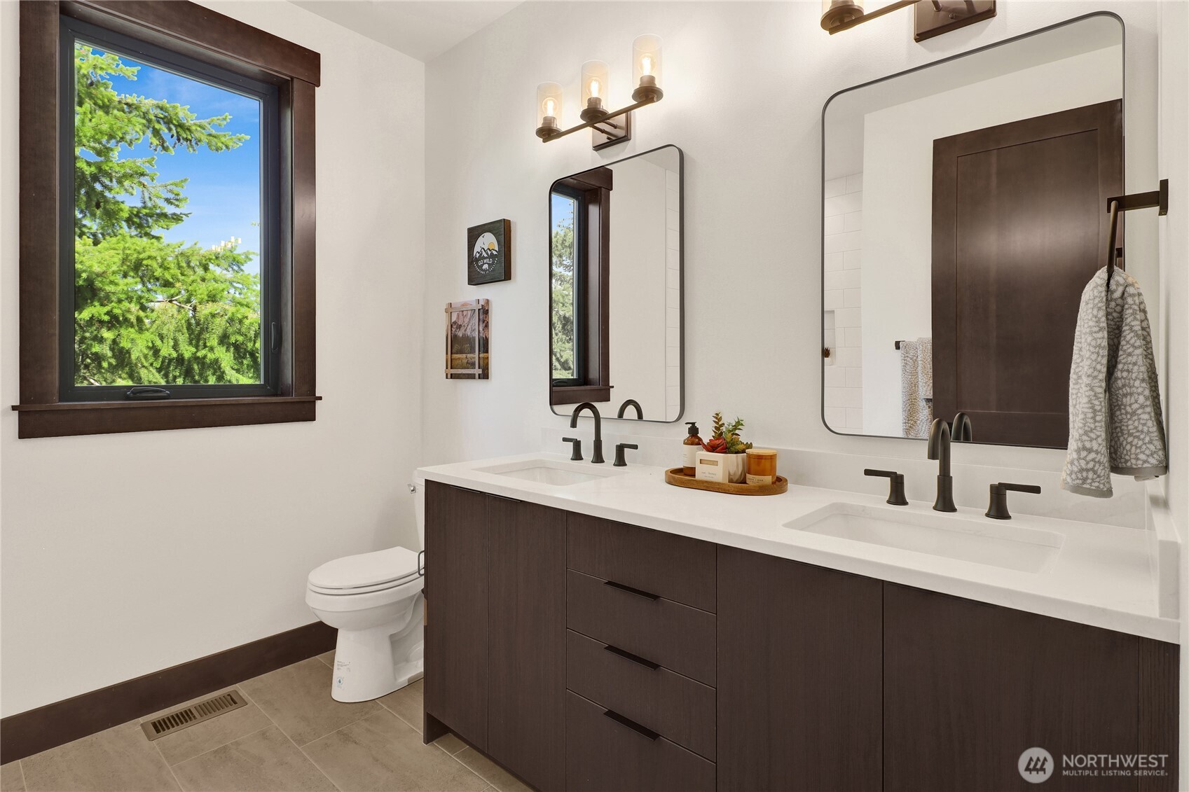11 Riverbend Loop