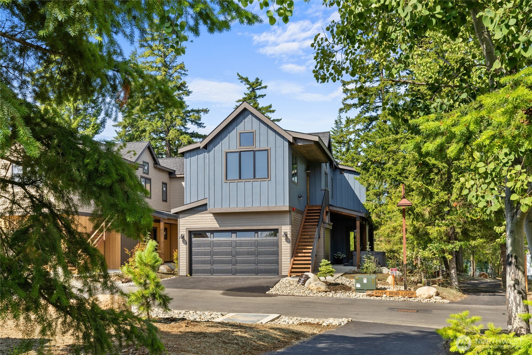 11 Riverbend Loop