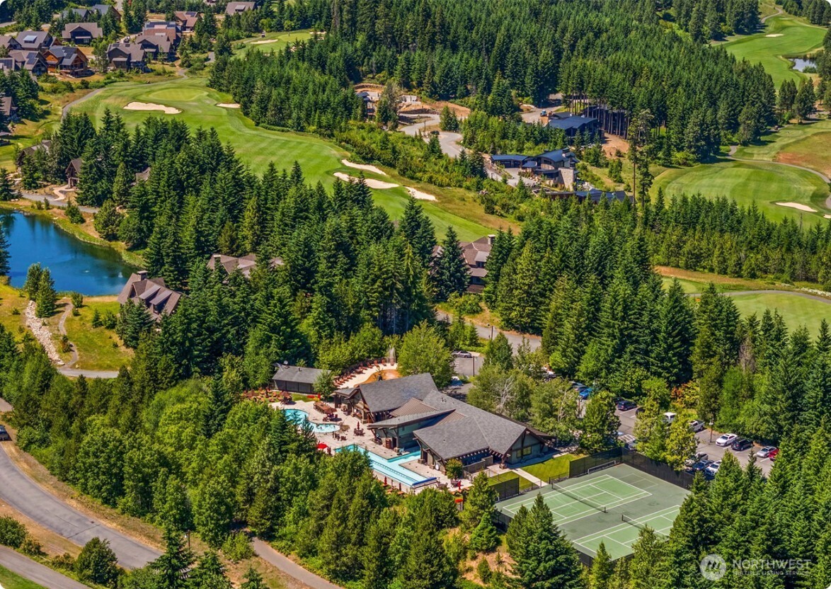 1000 Domerie Park Loop