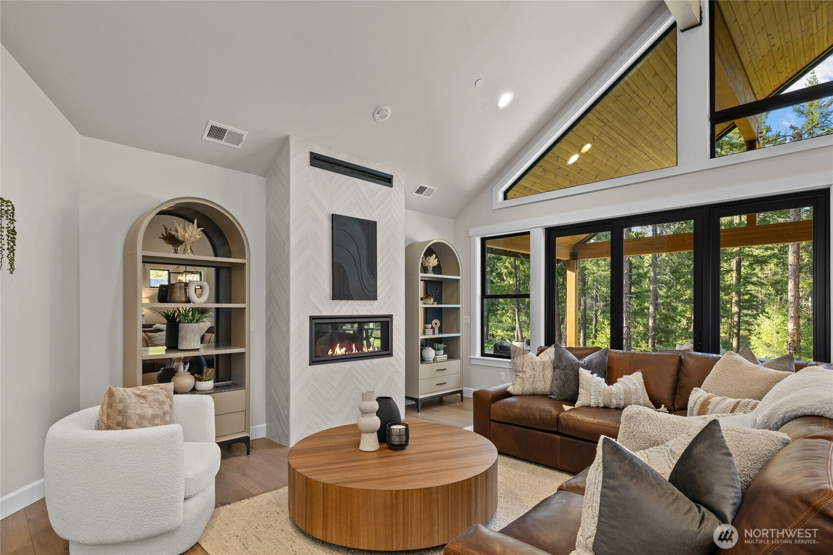 1000 Domerie Park Loop