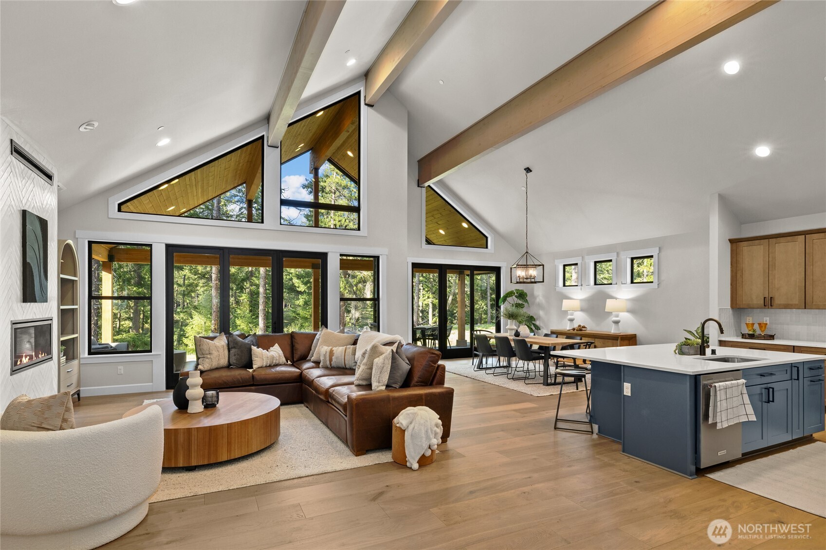 1000 Domerie Park Loop
