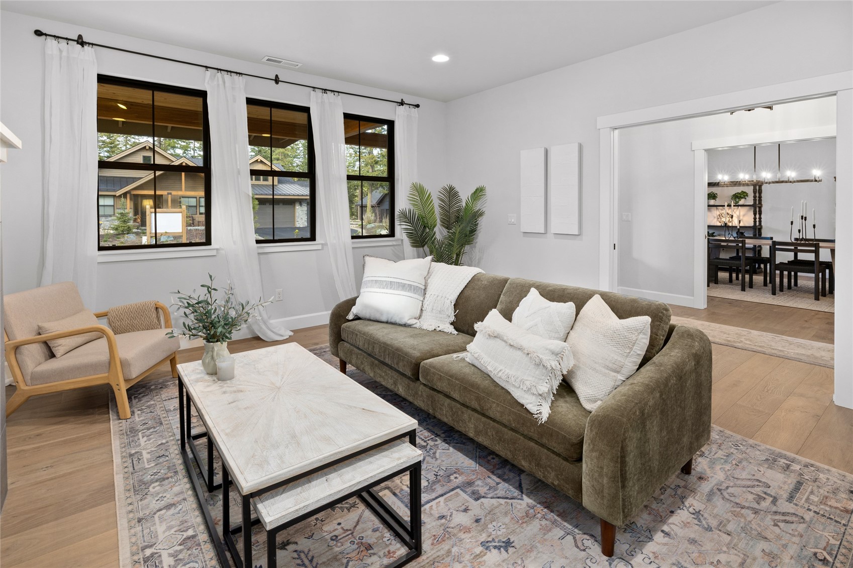 971 Domerie Park Loop
