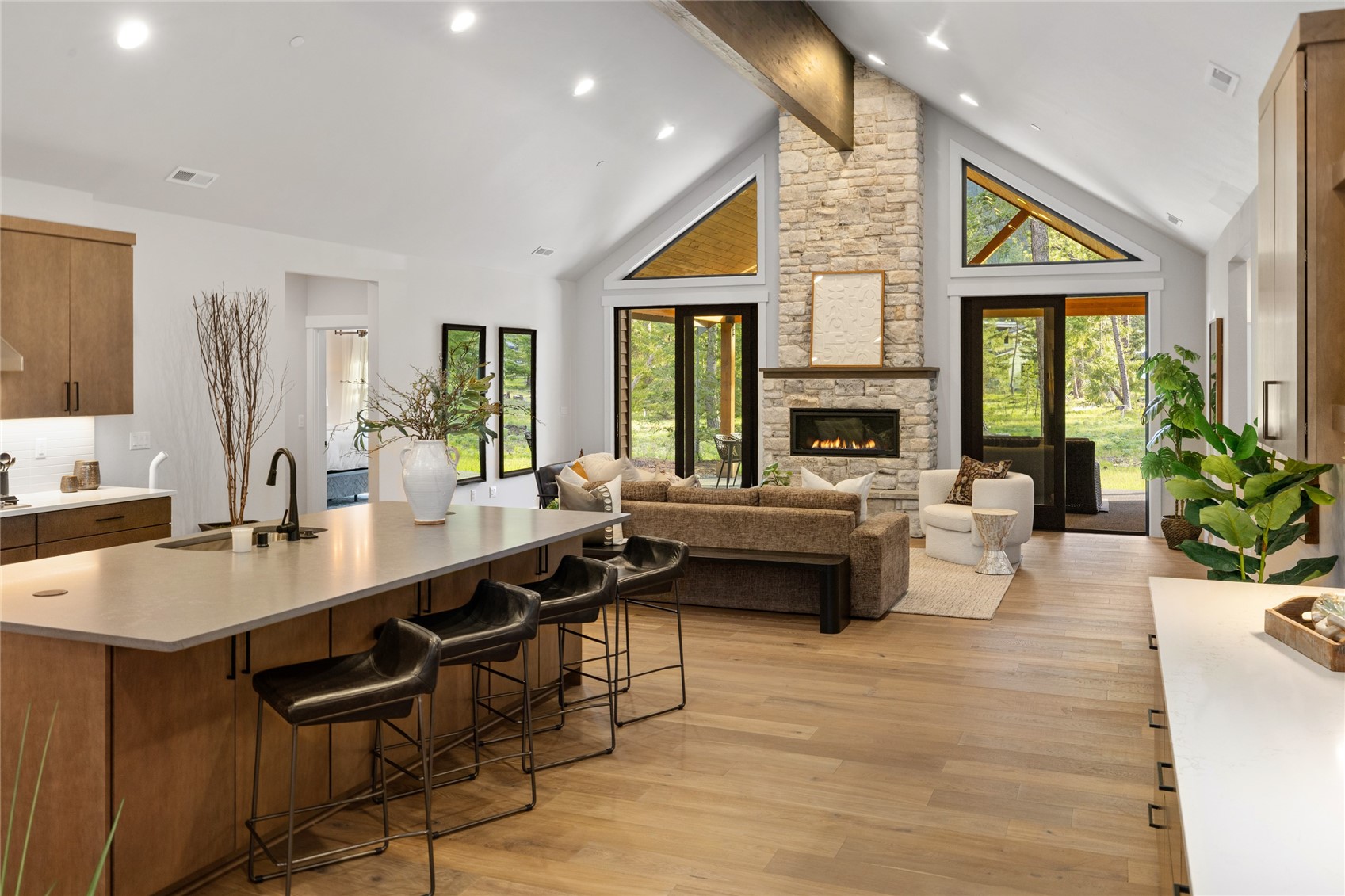 971 Domerie Park Loop