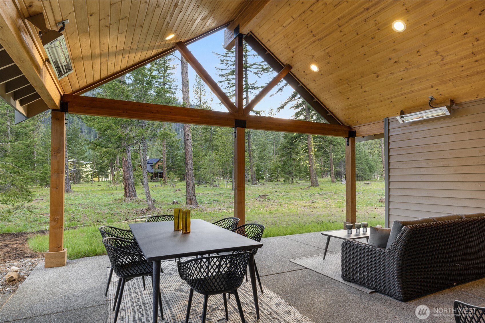 971 Domerie Park Loop