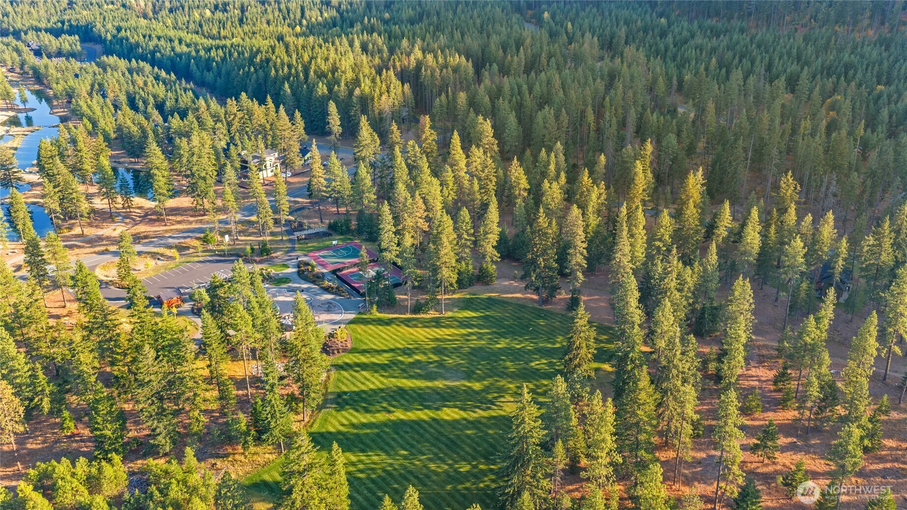 32 Domerie Park Loop
