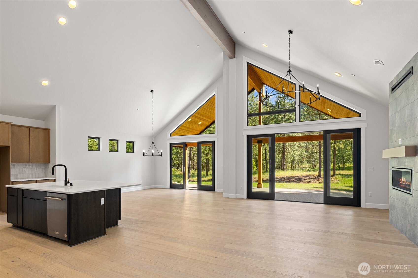 1061 Domerie Park Loop