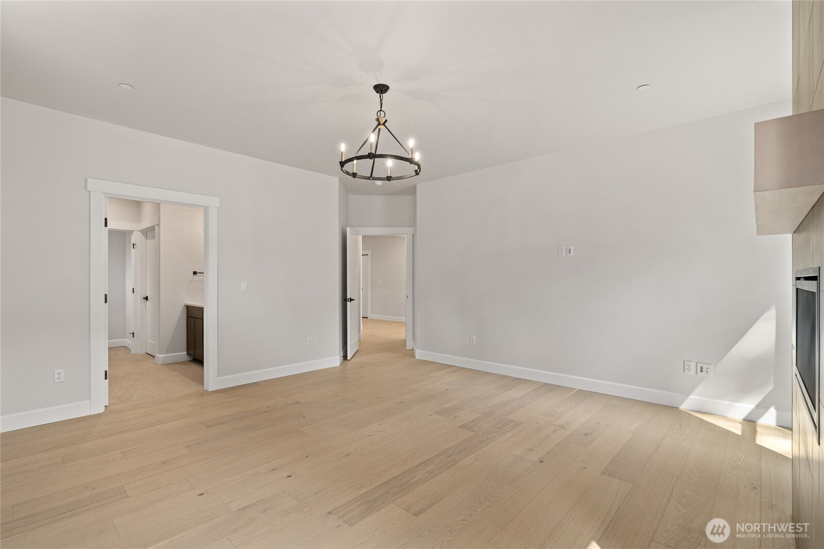 1061 Domerie Park Loop