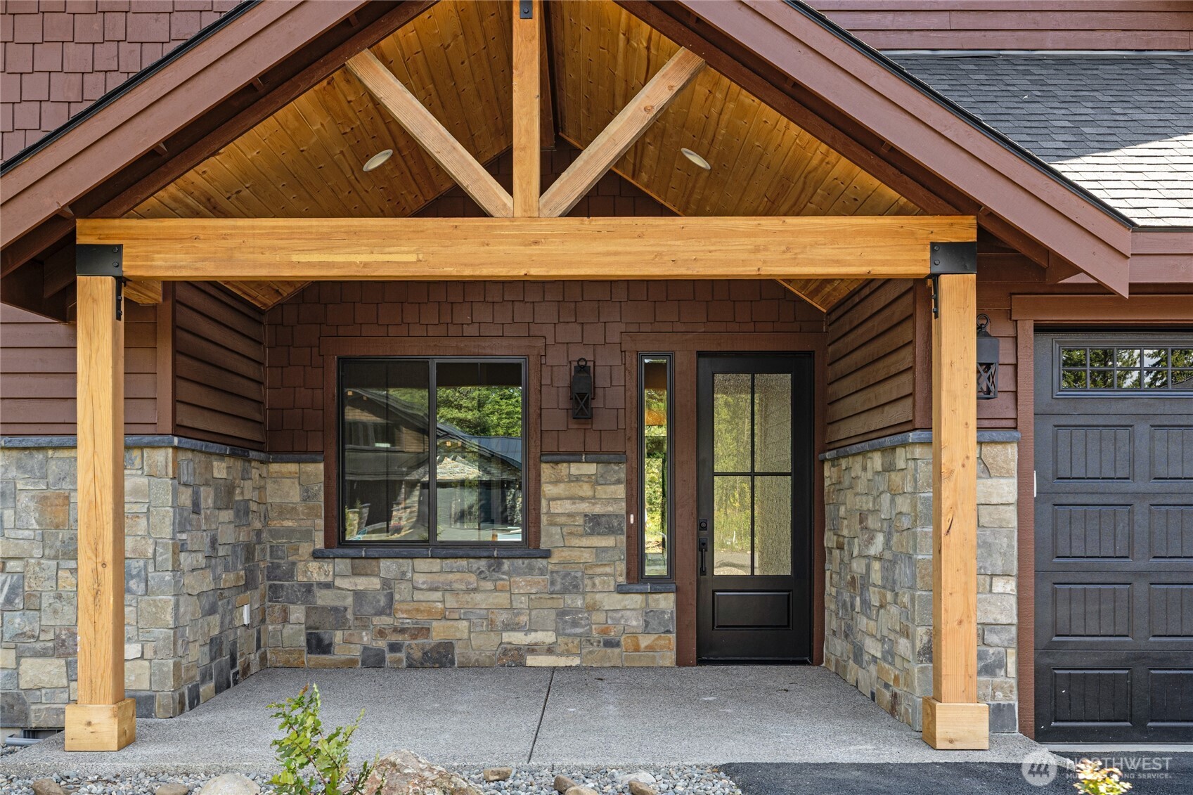 1061 Domerie Park Loop