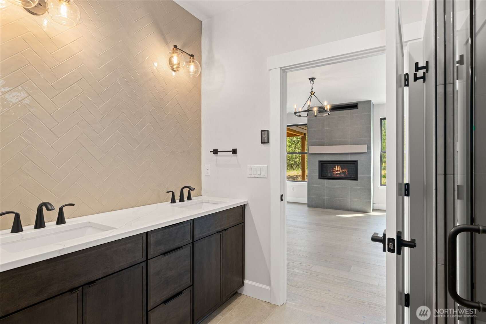1061 Domerie Park Loop