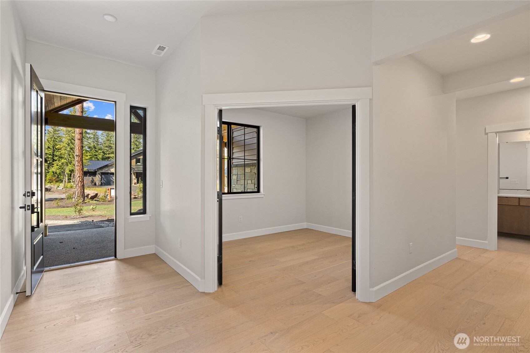 1061 Domerie Park Loop