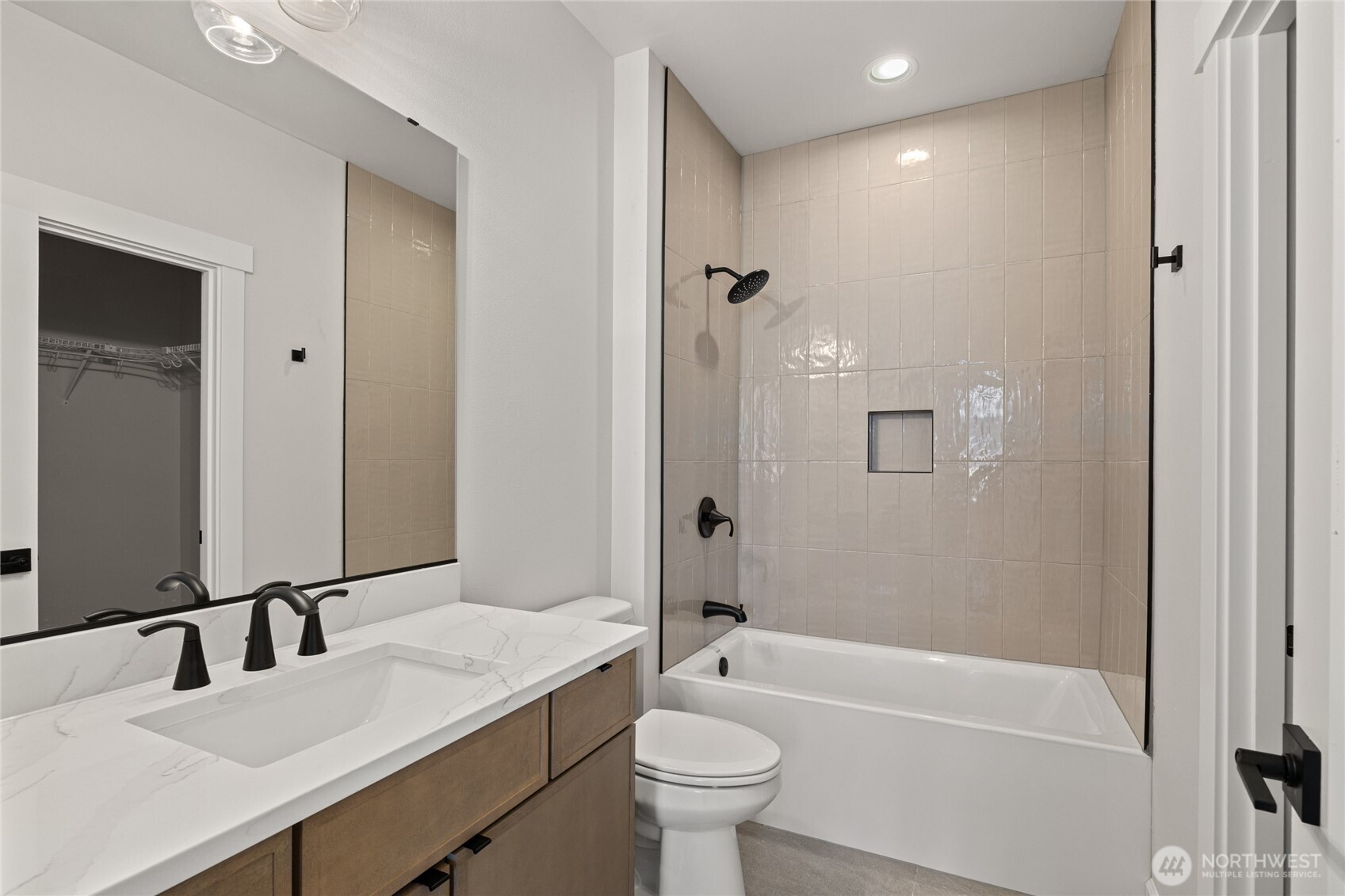 1061 Domerie Park Loop