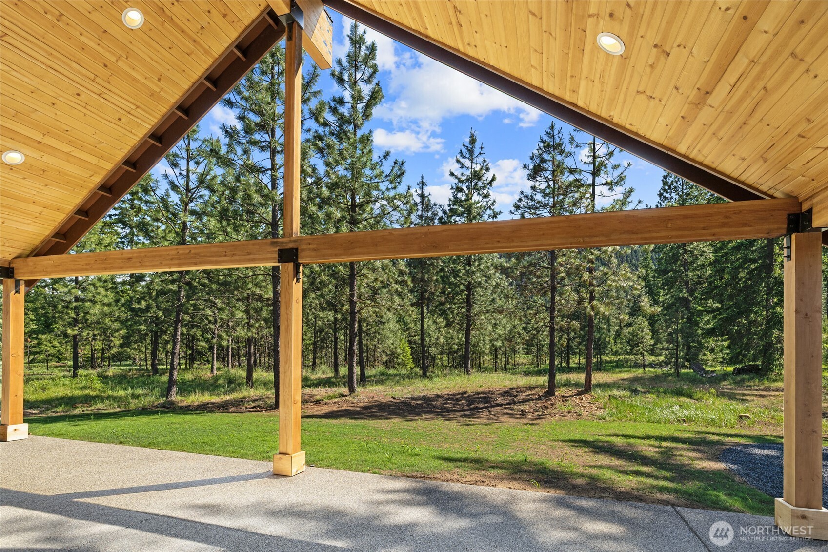 1061 Domerie Park Loop