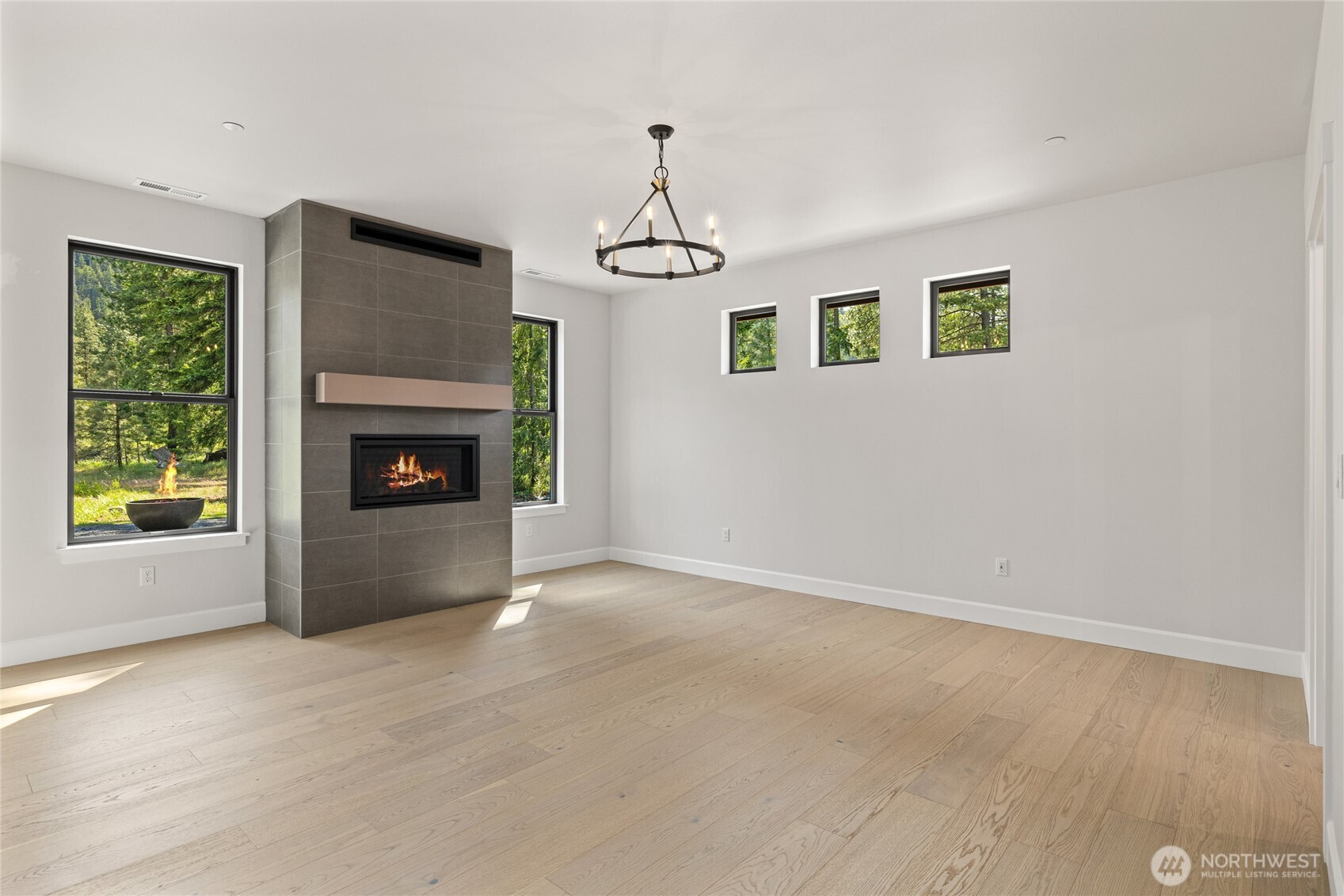 1061 Domerie Park Loop
