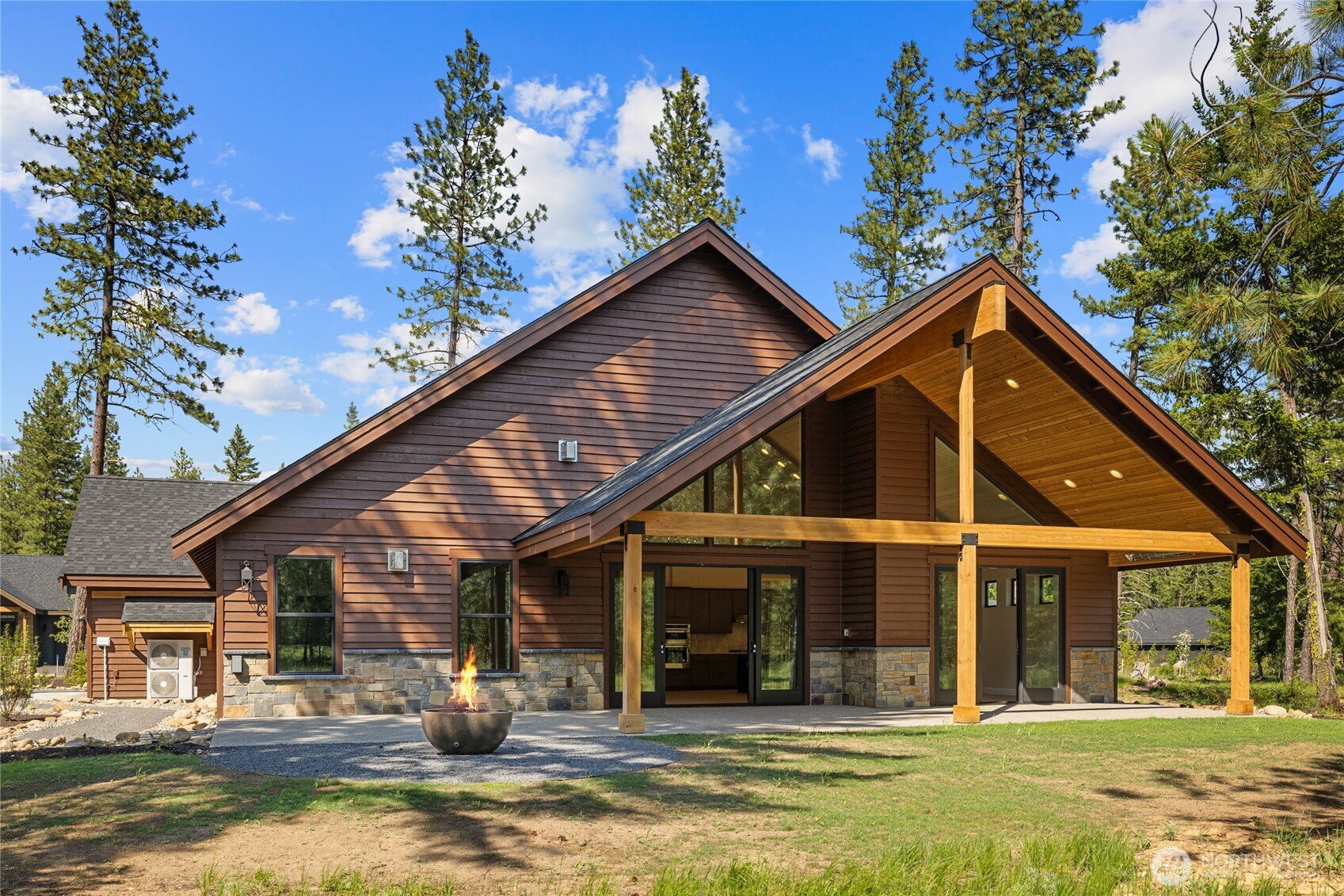 1061 Domerie Park Loop