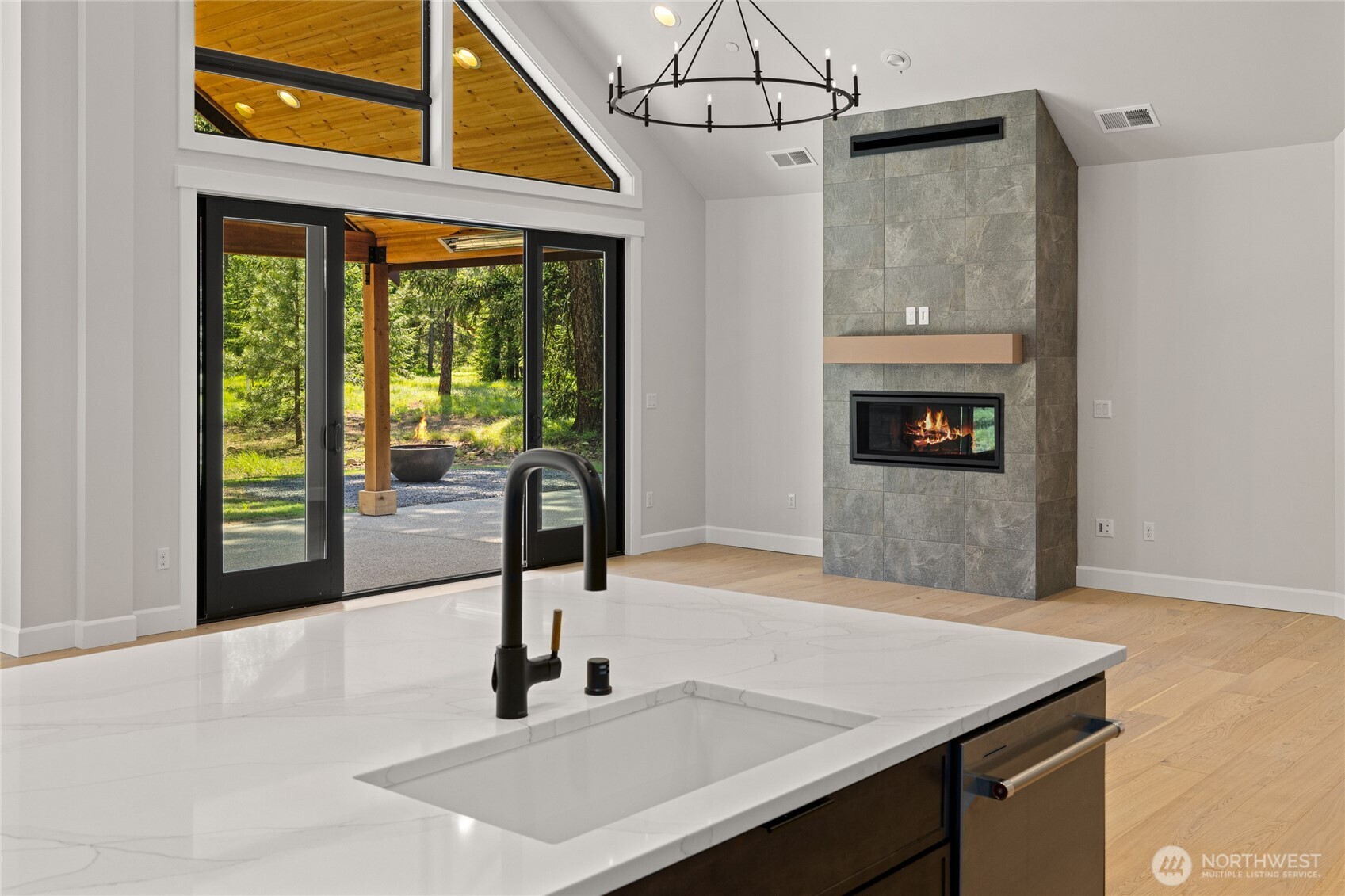 1061 Domerie Park Loop