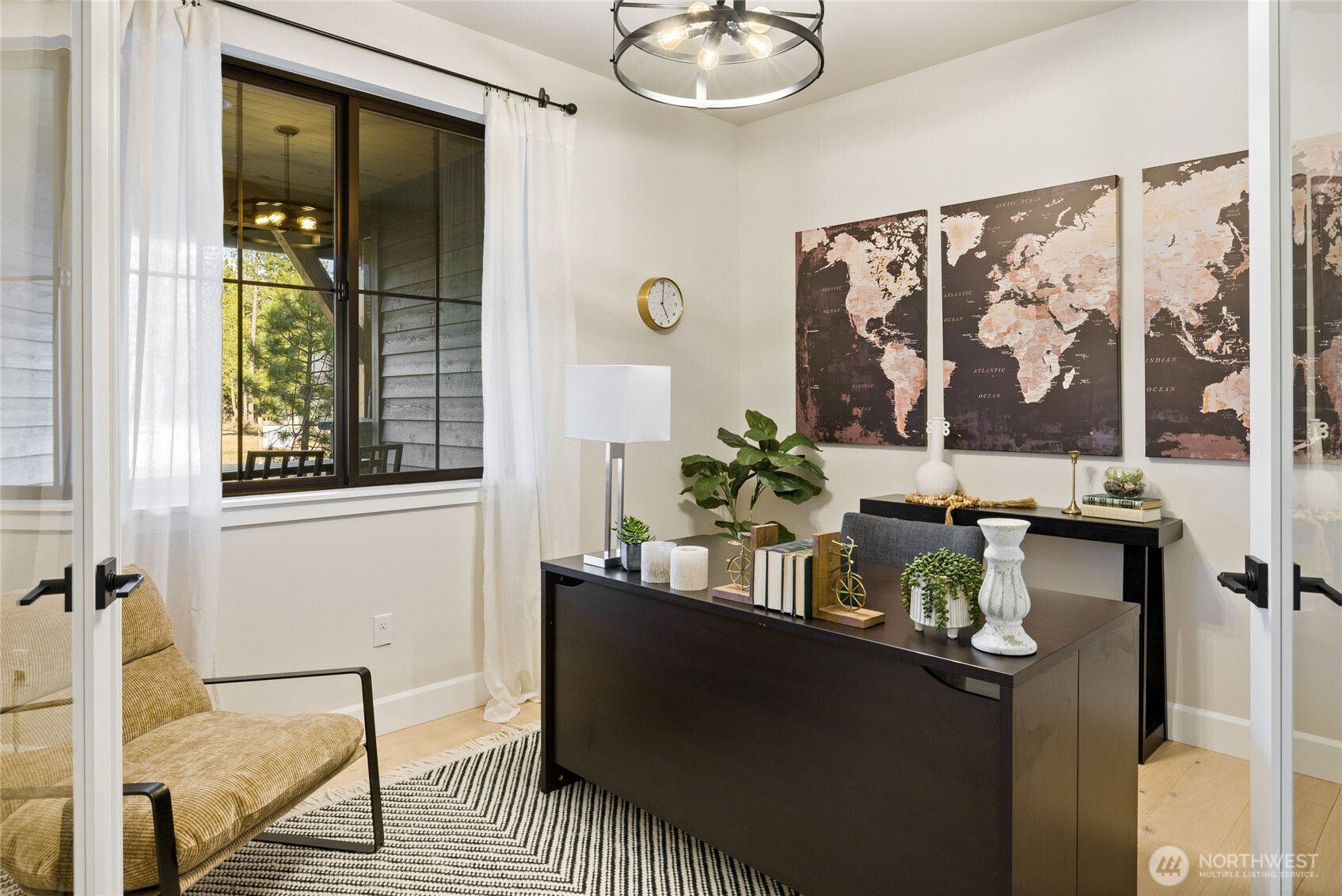 1001 Domerie Park Loop