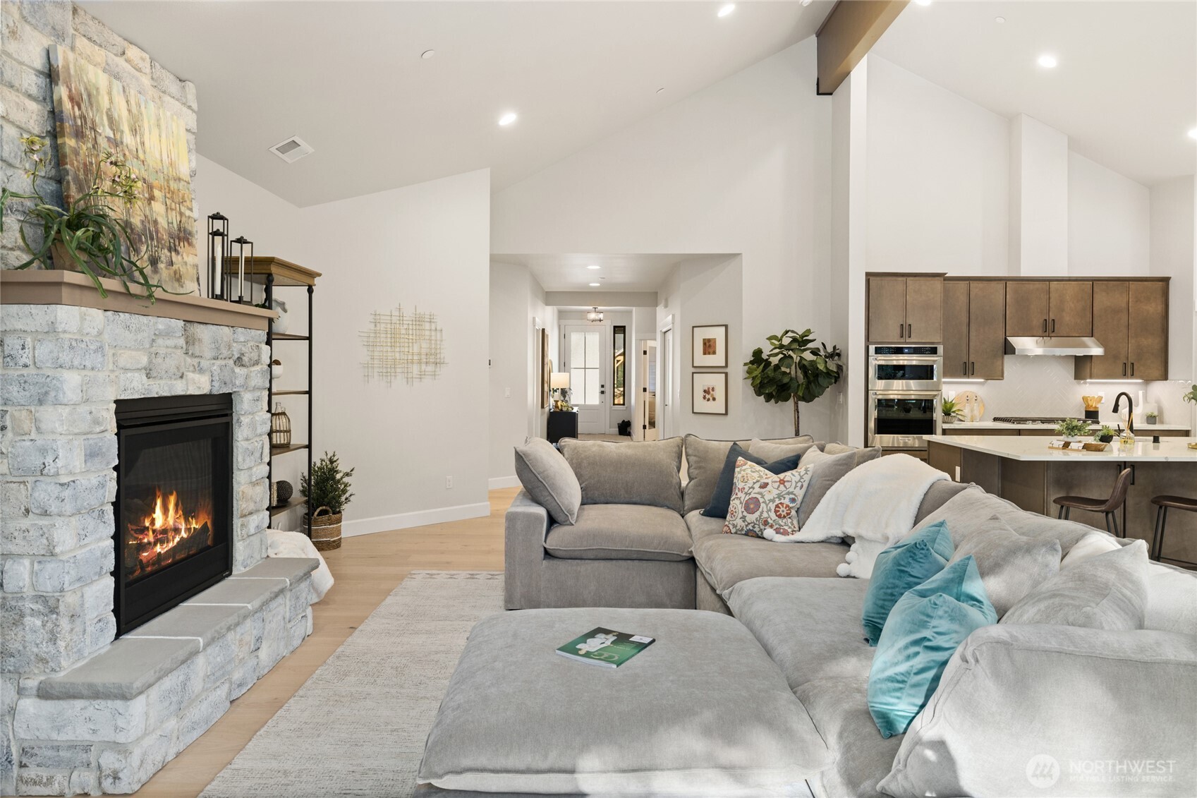 1001 Domerie Park Loop