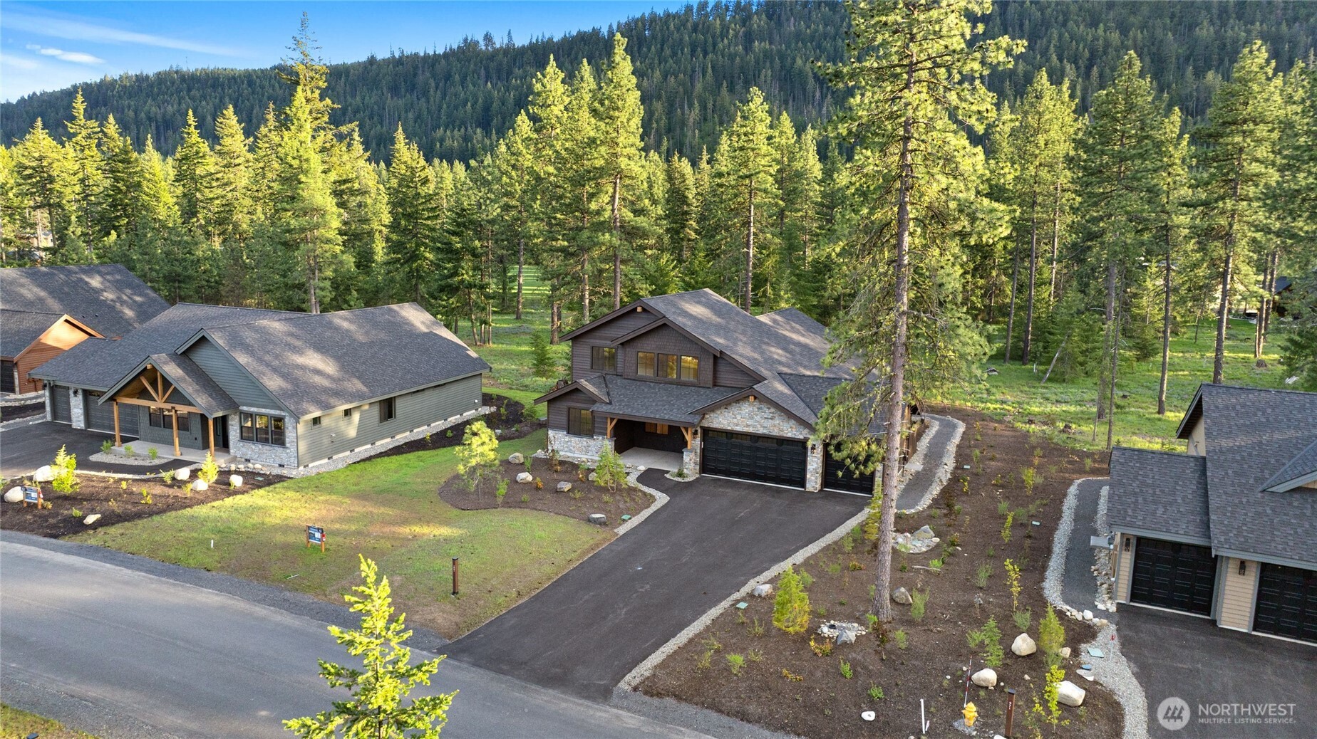 1001 Domerie Park Loop