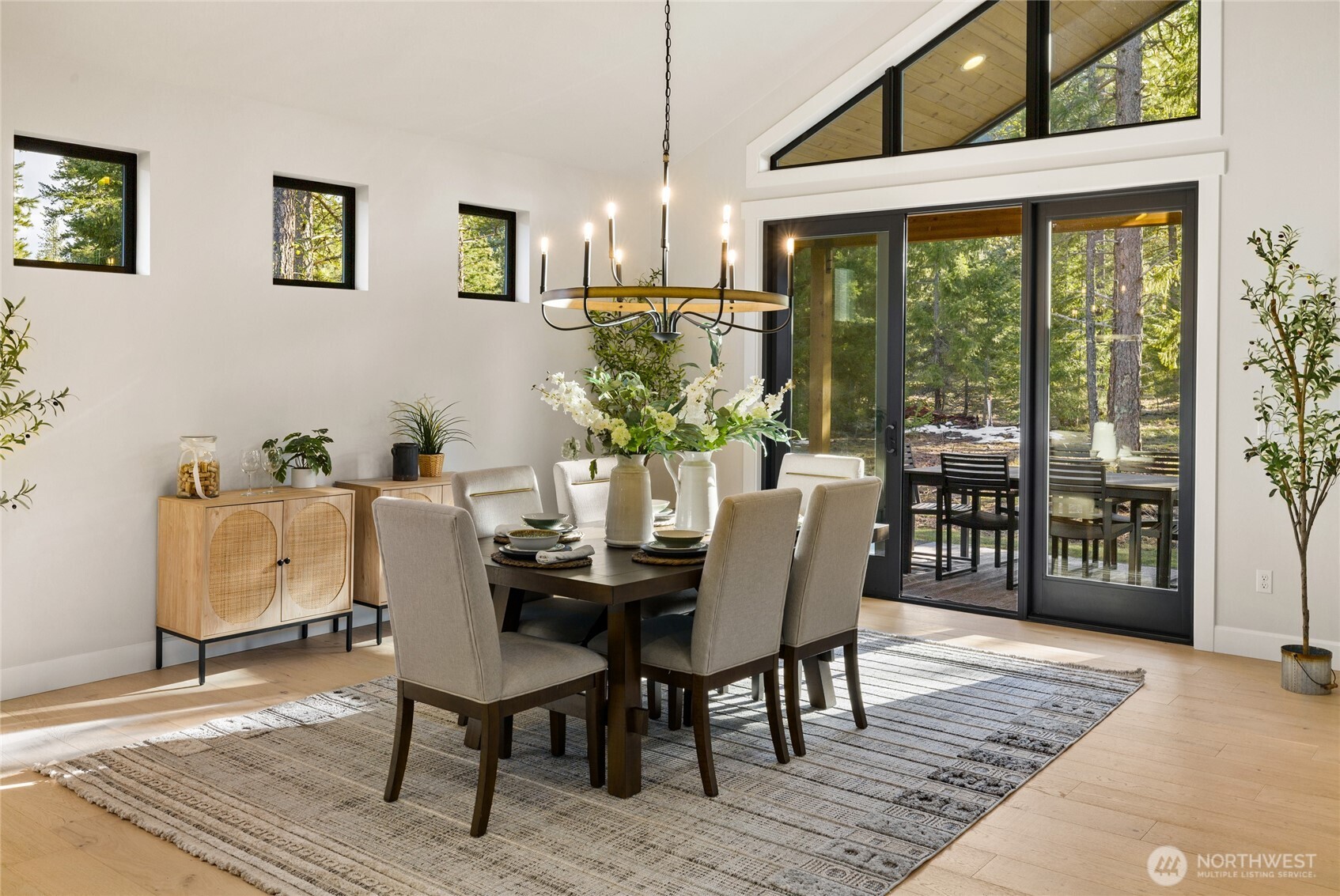 1001 Domerie Park Loop