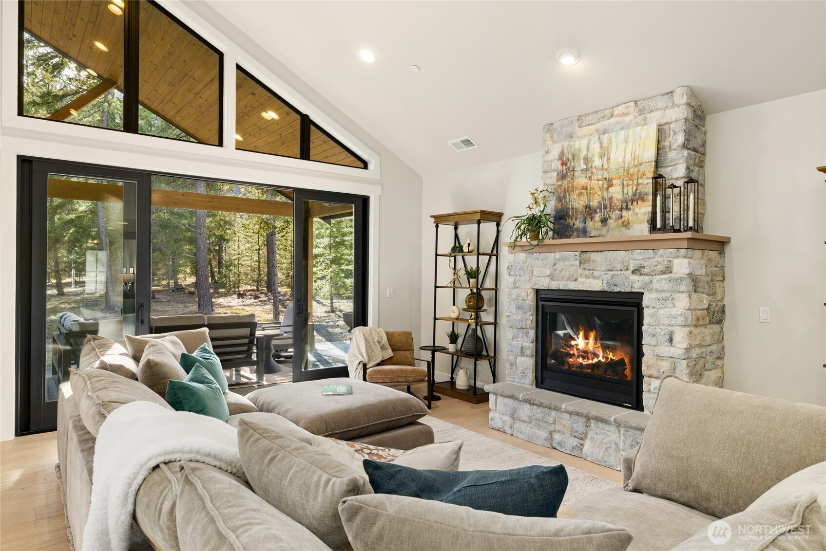 1001 Domerie Park Loop